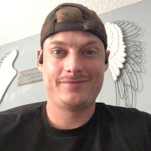 Meet your Posher, Dillon